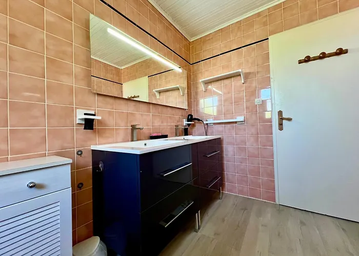 Maison 4 Pieces 6 Couchages Les Bains Lbo000-071 La Brée-les-Bains