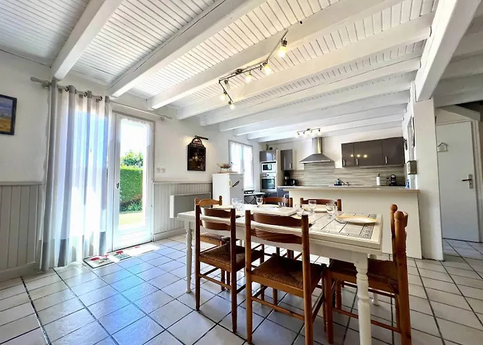 Maison 4 Pieces 6 Couchages Les Bains Lbo000-071 *